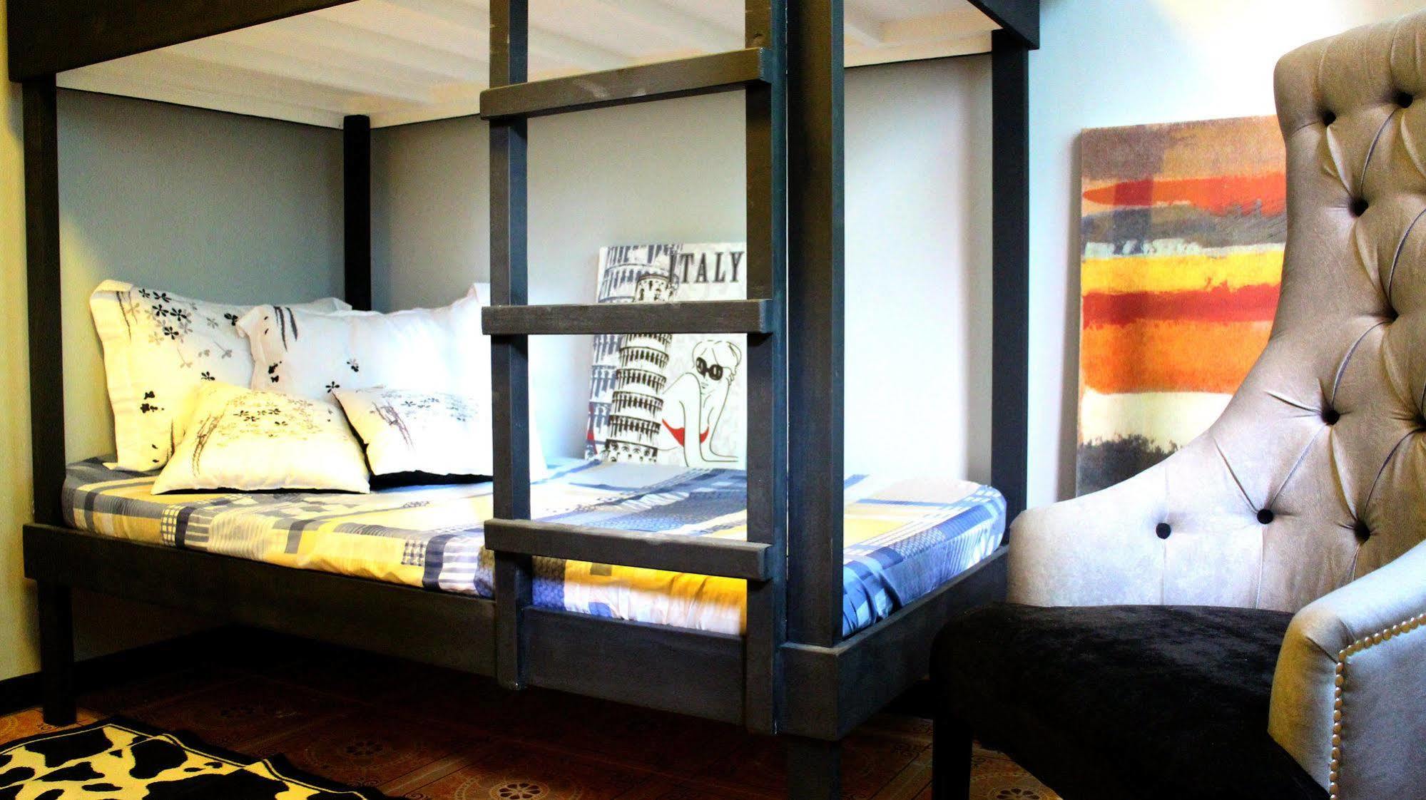 Urban Hostel Pasig City Eksteriør billede